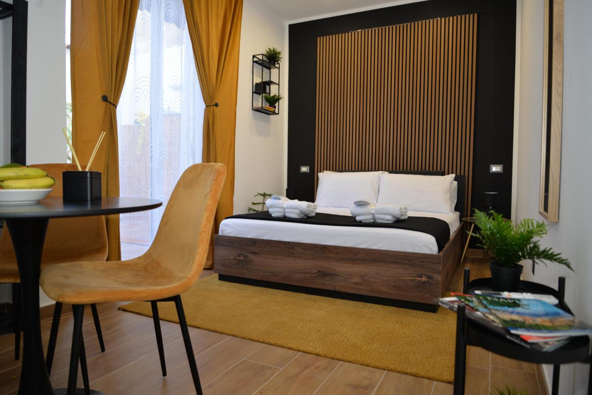 Blackwoody Contemporary Rooms - Napoli Centro Storico Zewnętrze zdjęcie