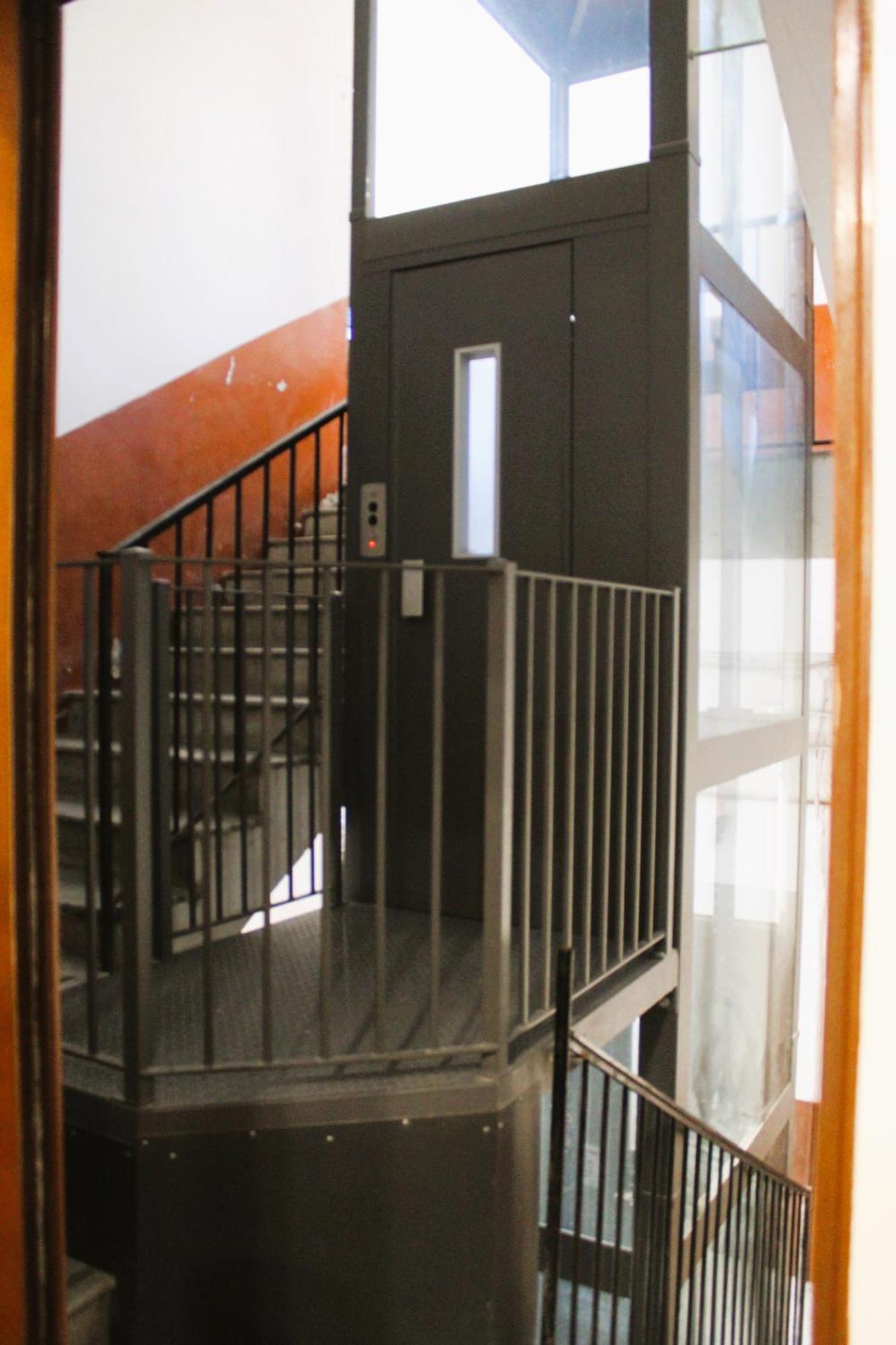 Blackwoody Contemporary Rooms - Napoli Centro Storico Zewnętrze zdjęcie